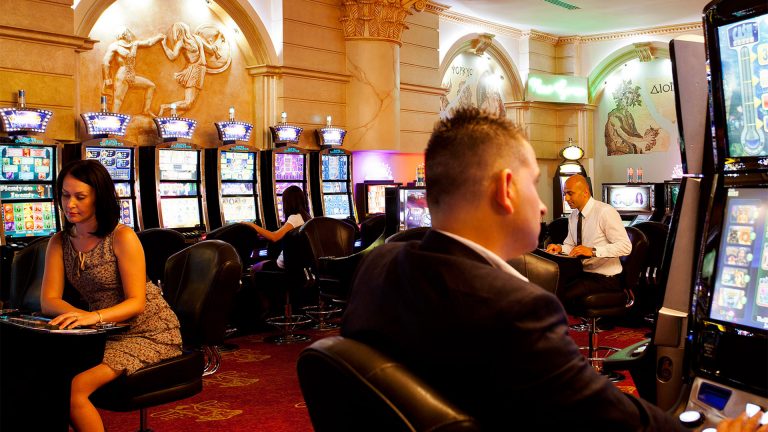 вакансии казино игровой клуб