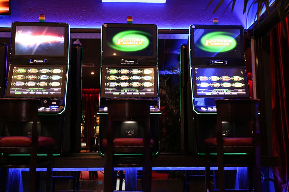 Игровые автоматы для казино продам играть в карты паук пасьянс другие бесплатно без регистрации